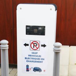 Image - Borne de recharge pour véhicule électrique